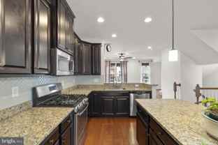 41690 Mcmonagle Sq - Photo 1 of 1