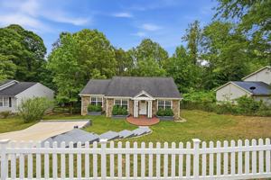 featured image of 28 Cherry Laurel Dr