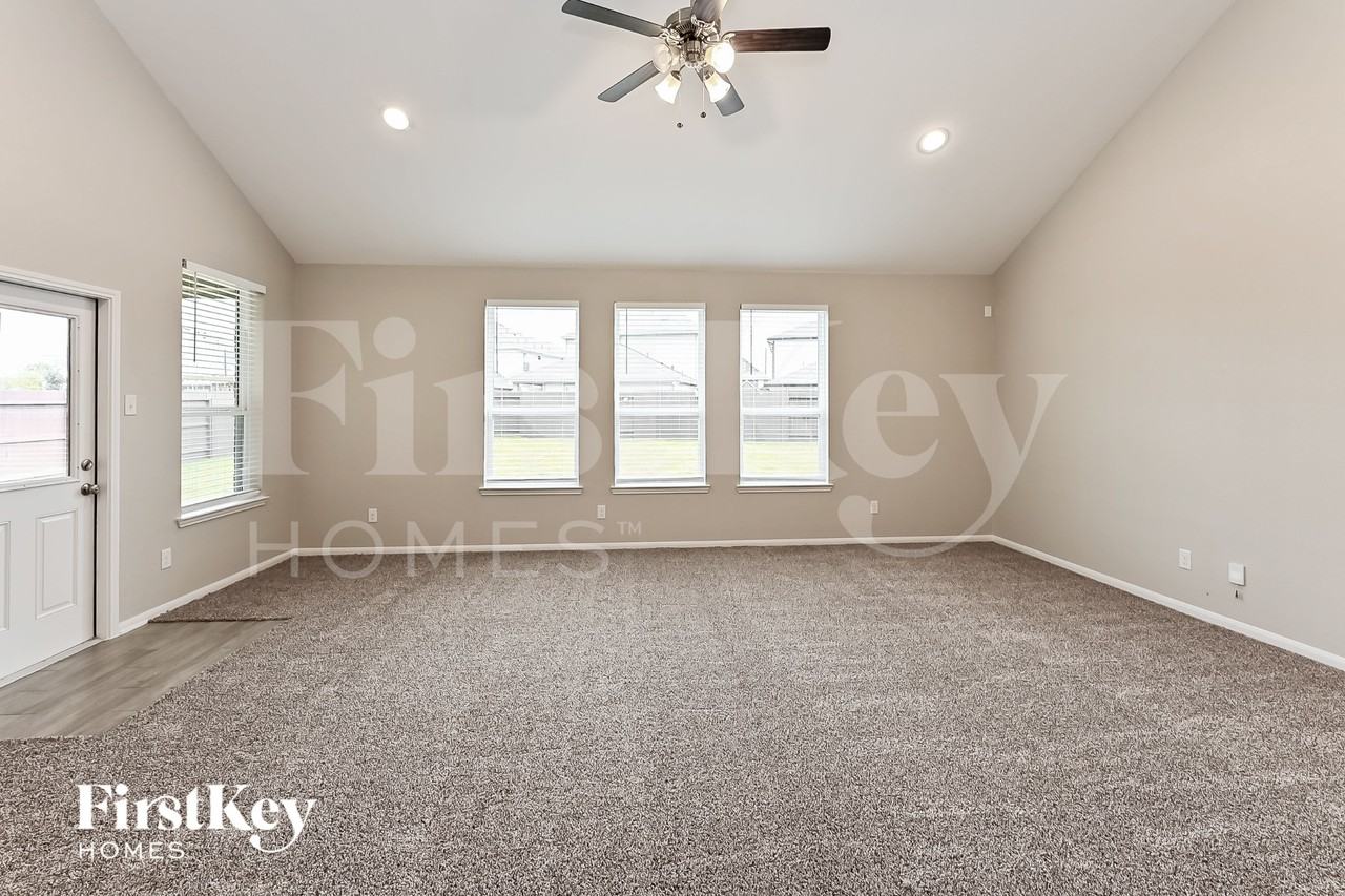 15319 Kinord Run Dr - Photo 2 of 16