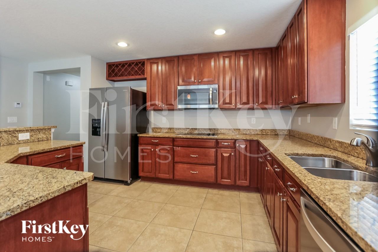 335 Candlebark Dr - Photo 6 of 15