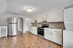 228 Harvard St - Photo 1 of 1