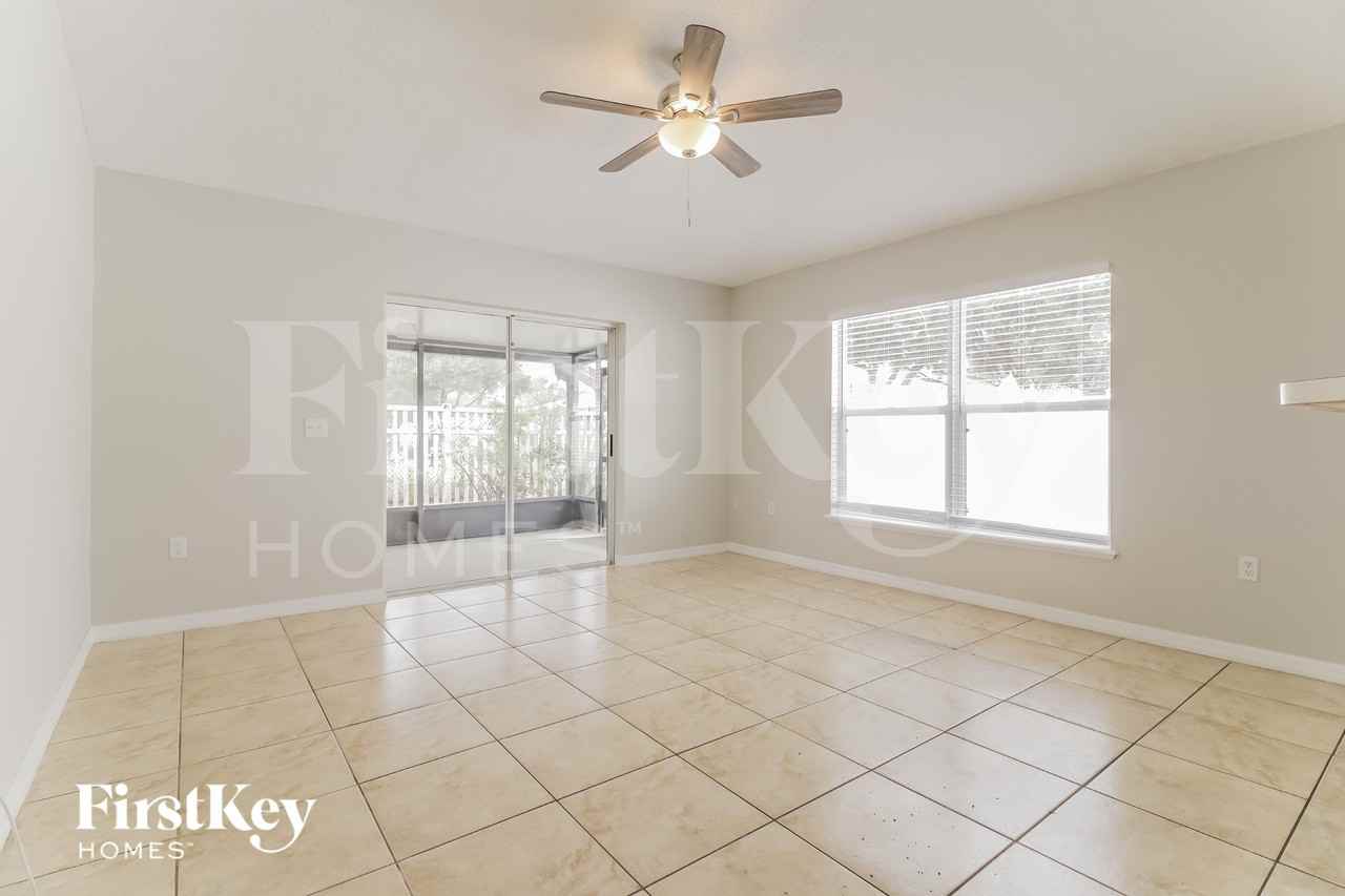 253 Mckay Blvd - Photo 2 of 16