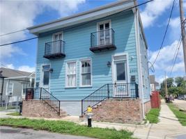 featured image of 2403 S Saratoga St