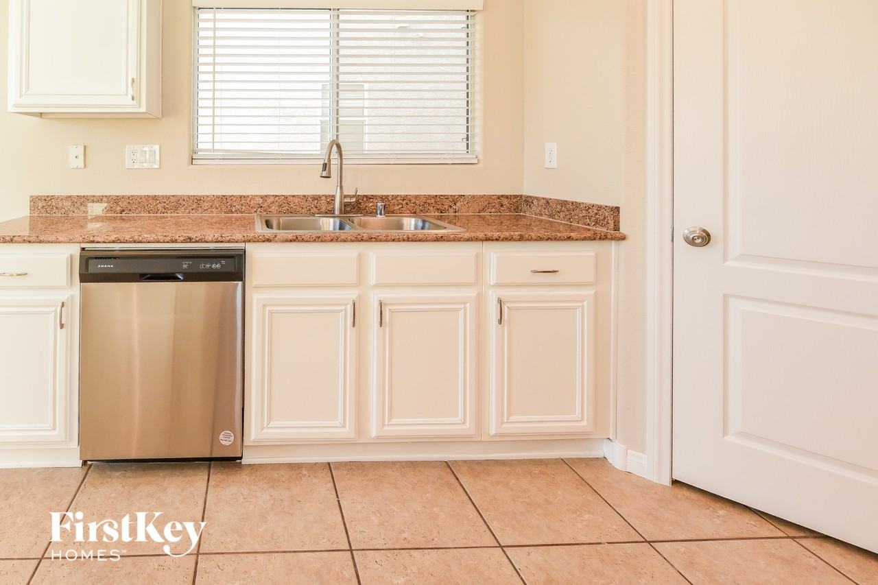 215 Del Cira Ave - Photo 6 of 15