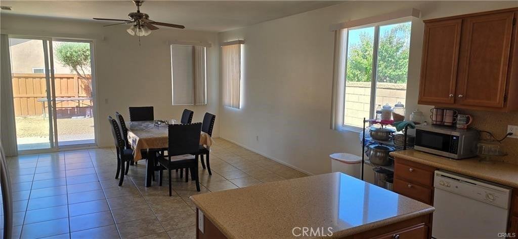 27653 Almont Way - Photo 3 of 14