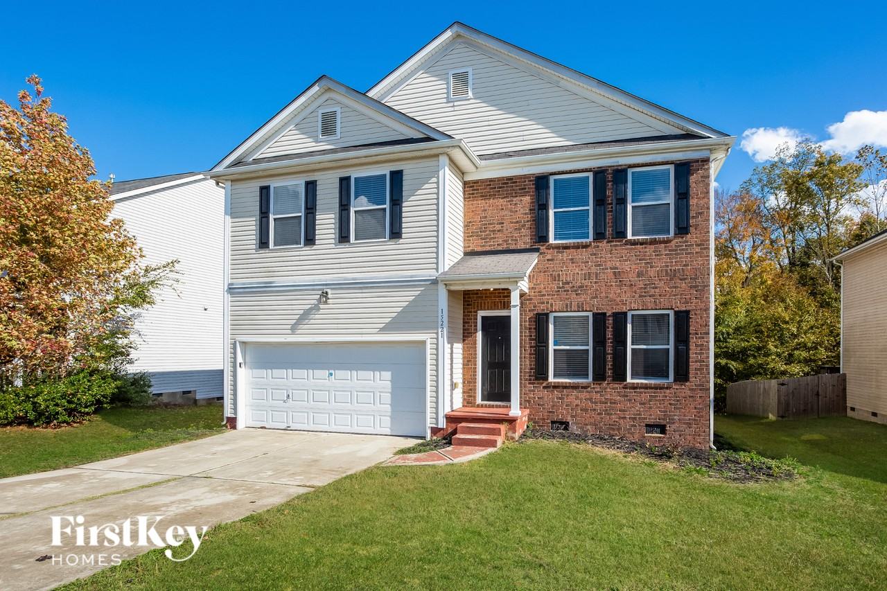 15221 Chowning Tavern Ln - Photo 3 of 15