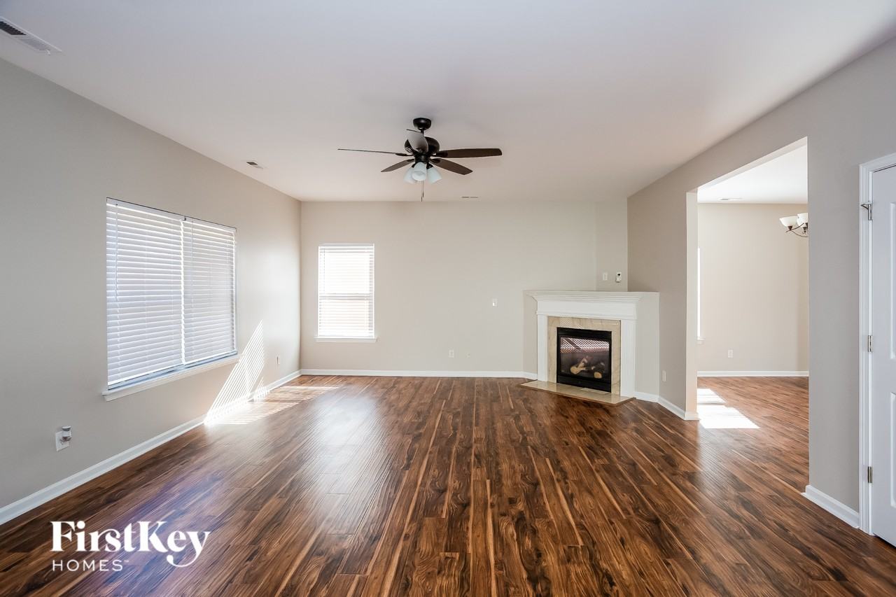15221 Chowning Tavern Ln - Photo 4 of 15