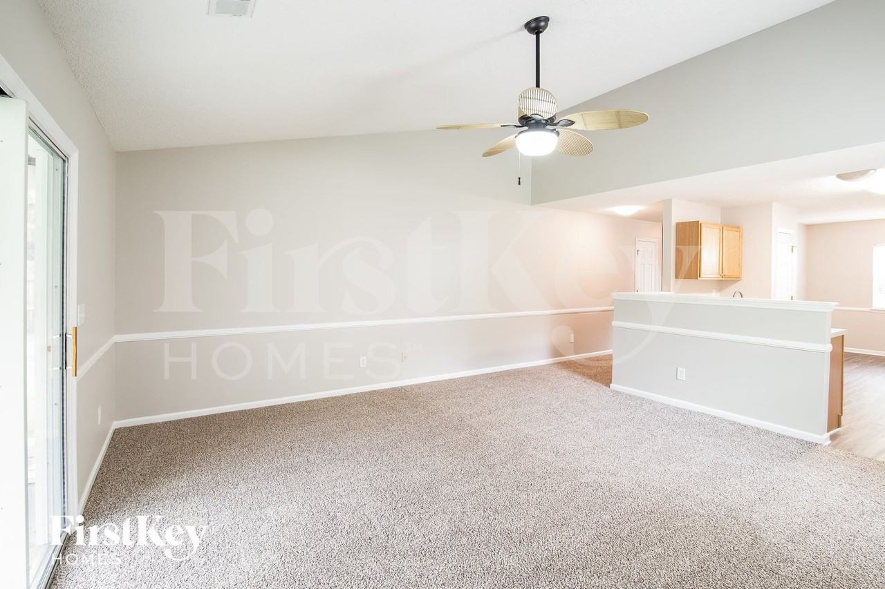 7923 Long Shadow Ln - Photo 3 of 15