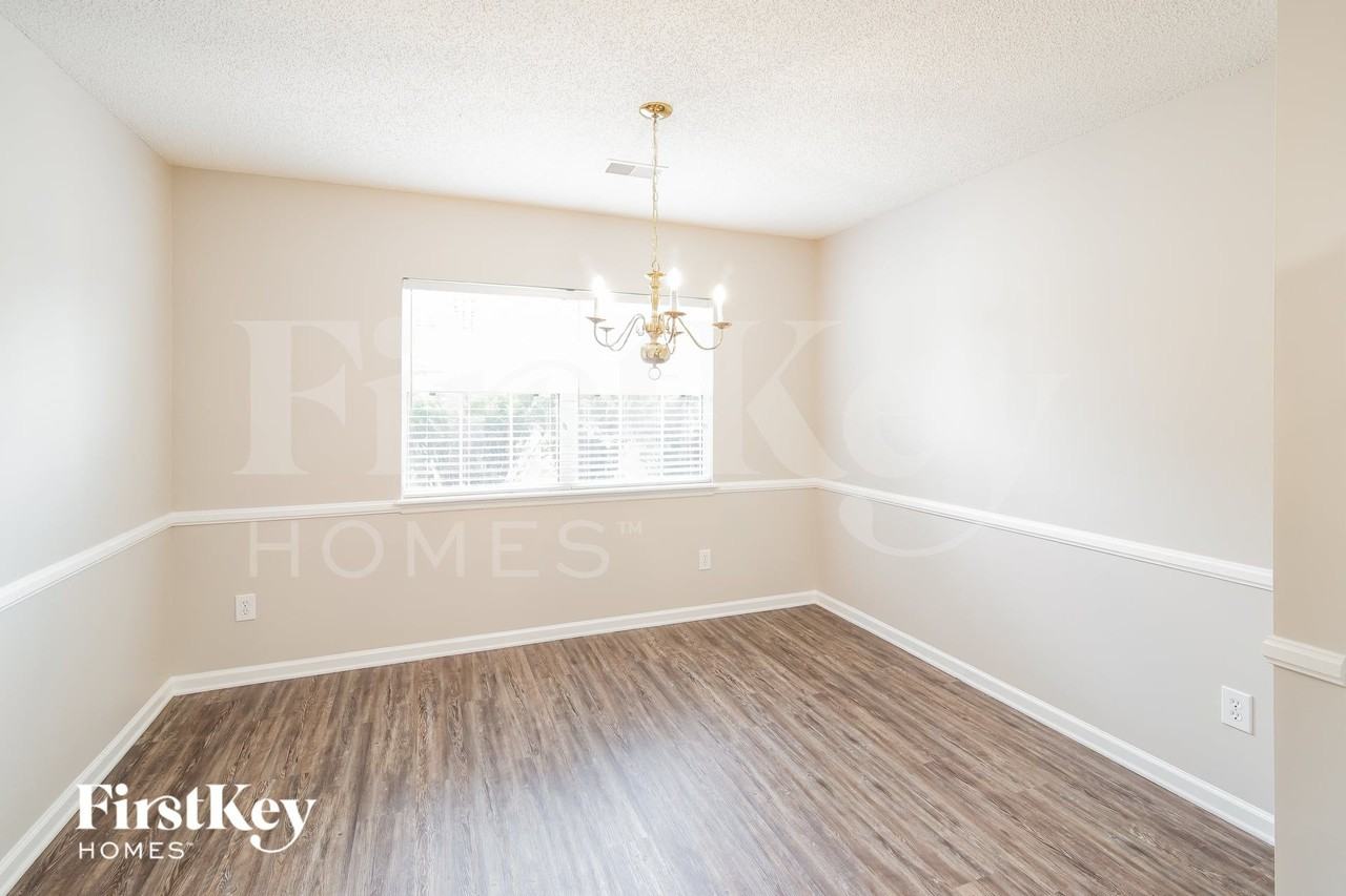 7923 Long Shadow Ln - Photo 4 of 15