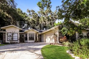 featured image of 2009 Brewster Dr
