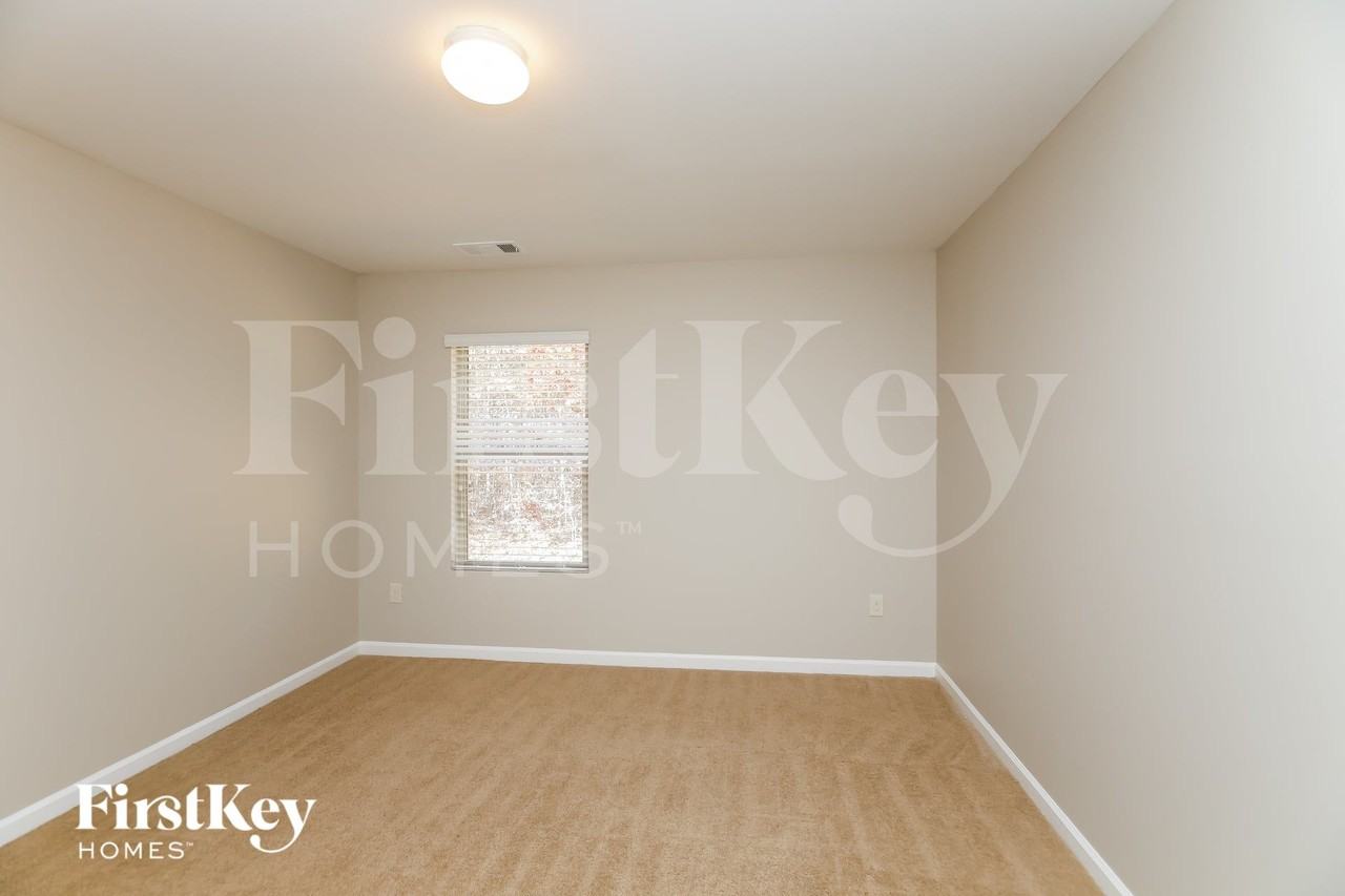 90 Westin Way - Photo 7 of 15