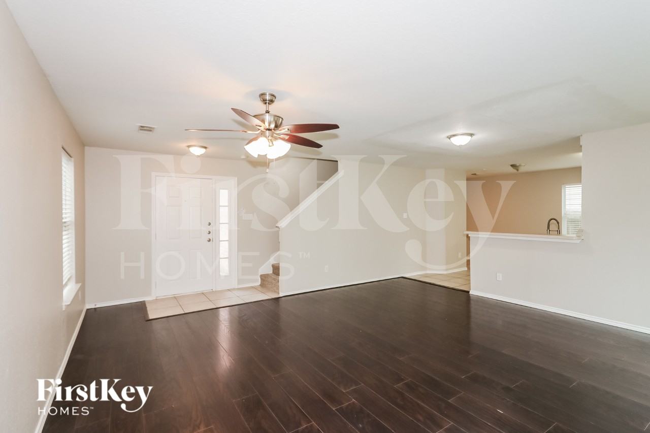 7311 Rising Brook Dr - Photo 3 of 17