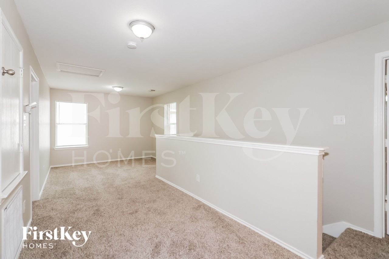 7311 Rising Brook Dr - Photo 7 of 17