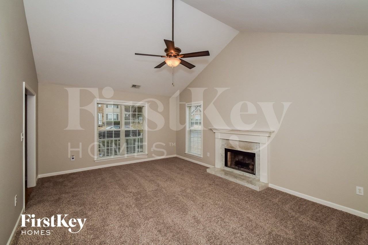 6296 Russet Landing Cir - Photo 4 of 15