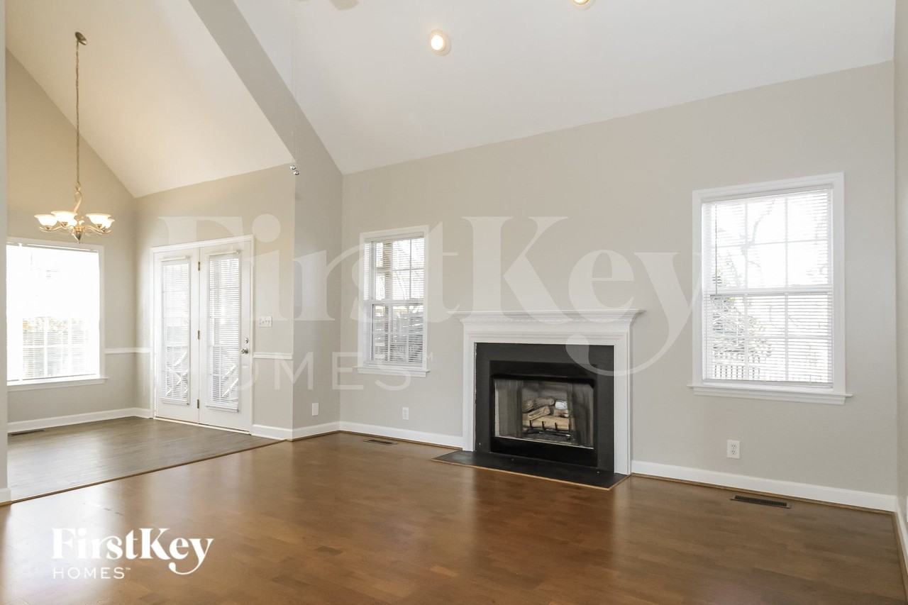 4585 Peter Pfaff Dr - Photo 3 of 15