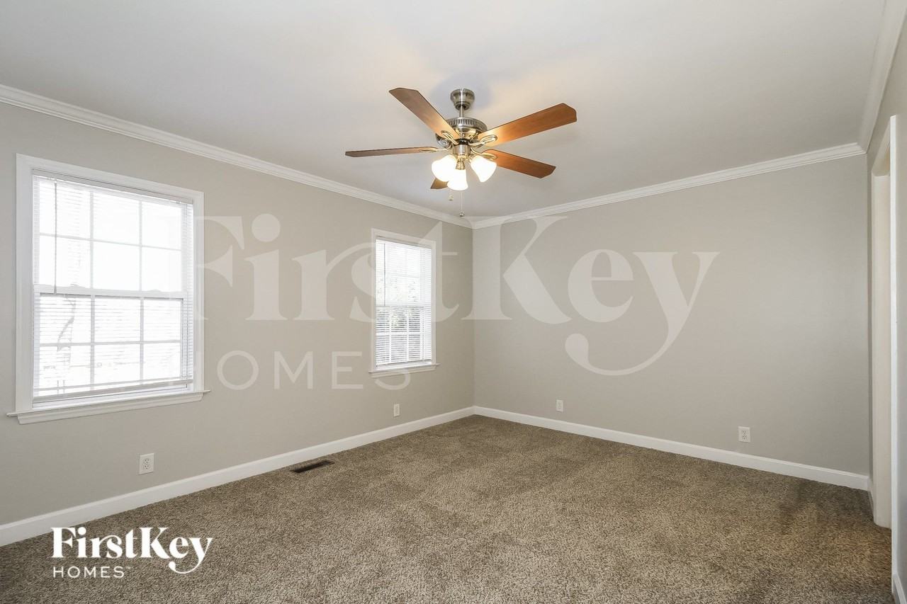 4585 Peter Pfaff Dr - Photo 6 of 15