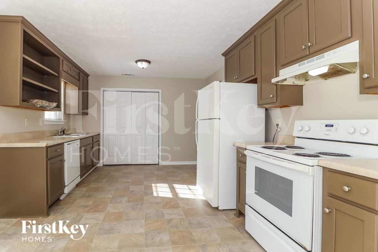 4513 Waterman Dr - Photo 6 of 16