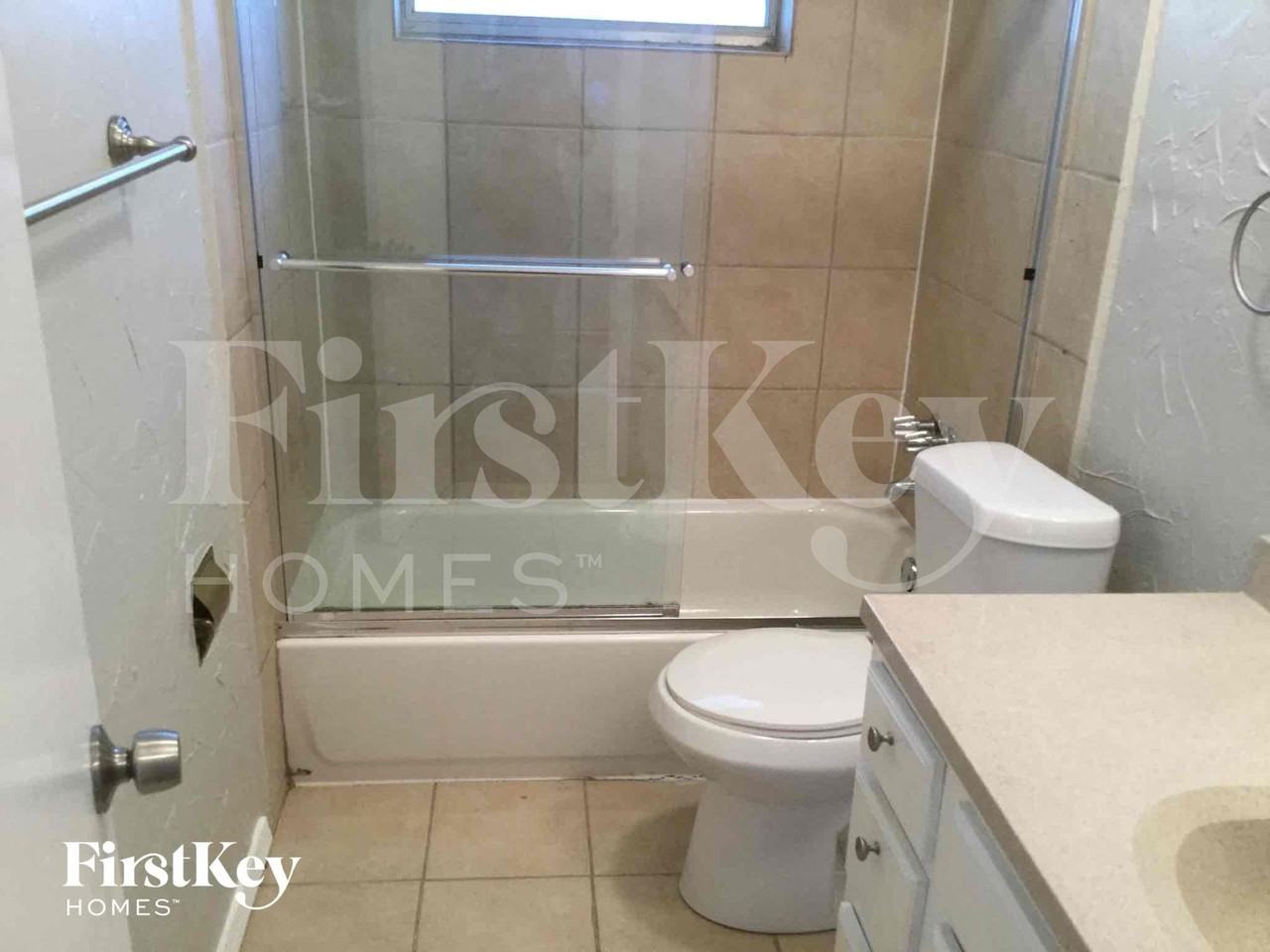 3101 Marydale Rd - Photo 7 of 12