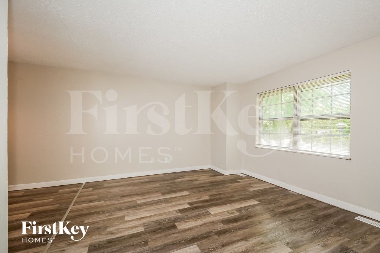 1835 Stilton Ct - Photo 7 of 15