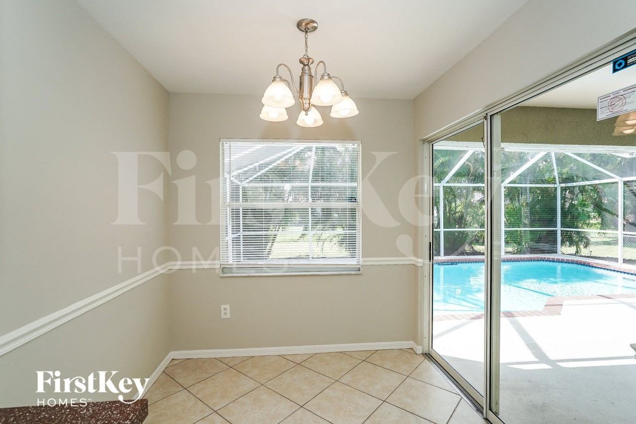 17536 Oriole Rd - Photo 4 of 15