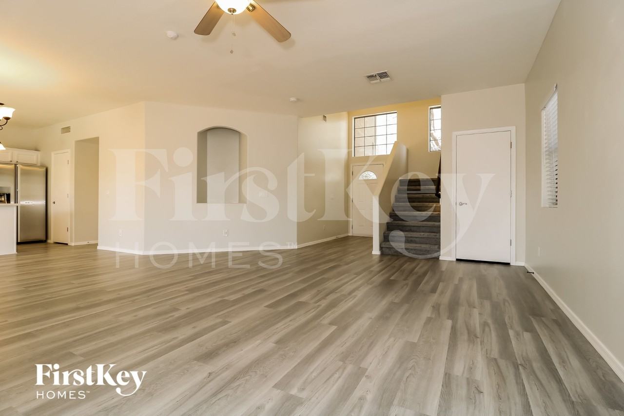 13123 W Gelding Cir - Photo 3 of 15