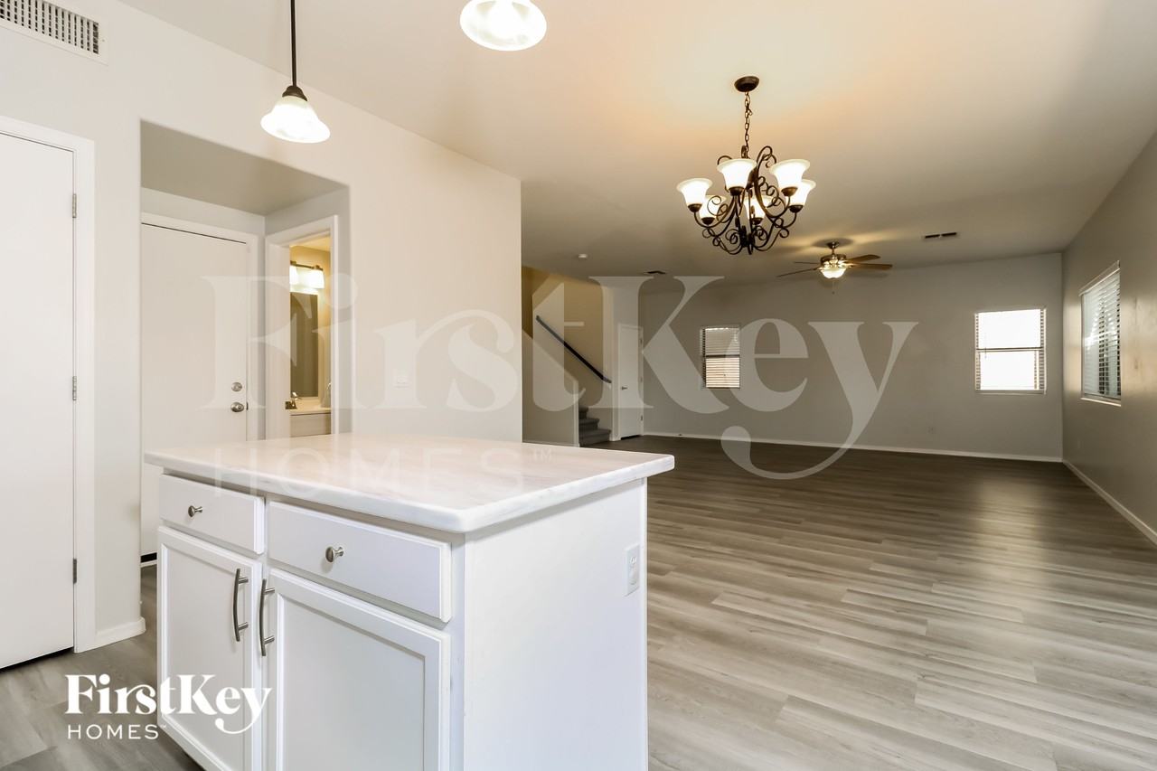 13123 W Gelding Cir - Photo 5 of 15