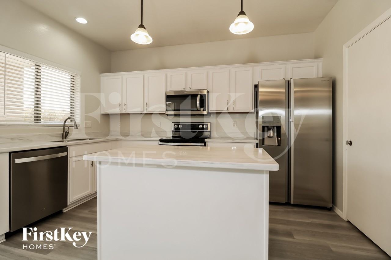 13123 W Gelding Cir - Photo 6 of 15