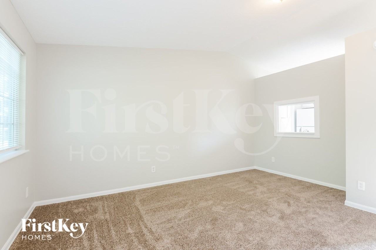 12 Country Wood Ln - Photo 2 of 16