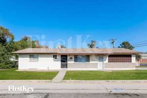 featured image of 1010 W 4th Pl