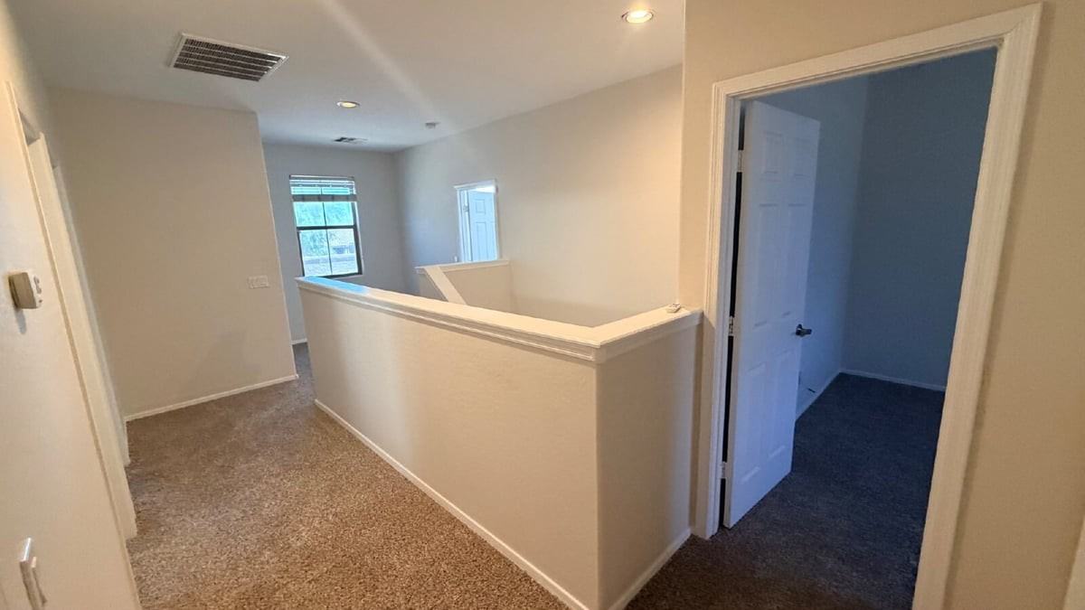 43531 W Oster Dr - Photo 6 of 16