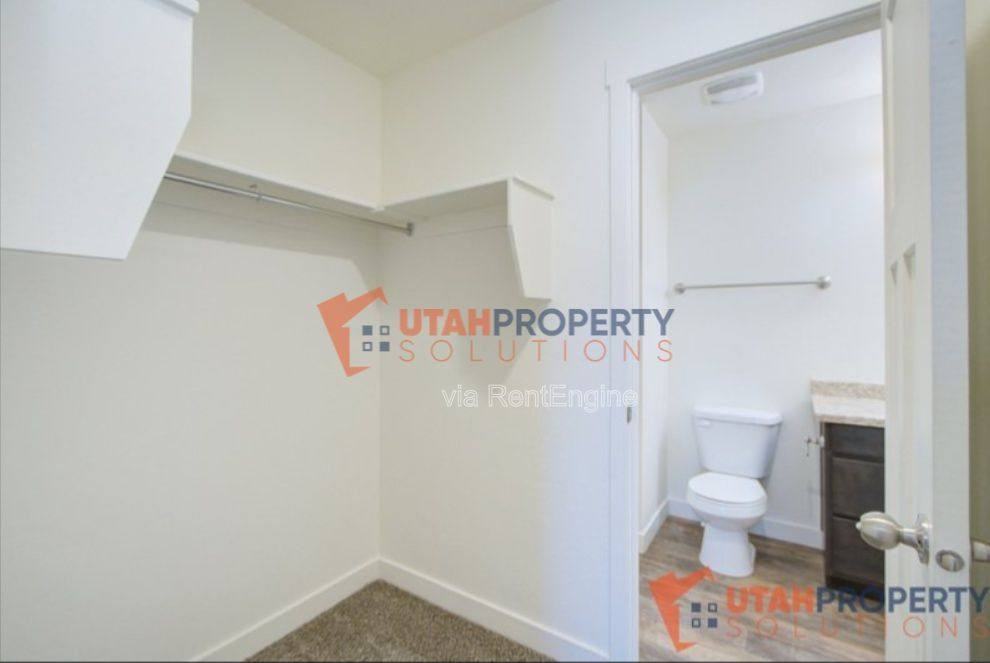 8172 N Broken Spoke Ln - Photo 6 of 10