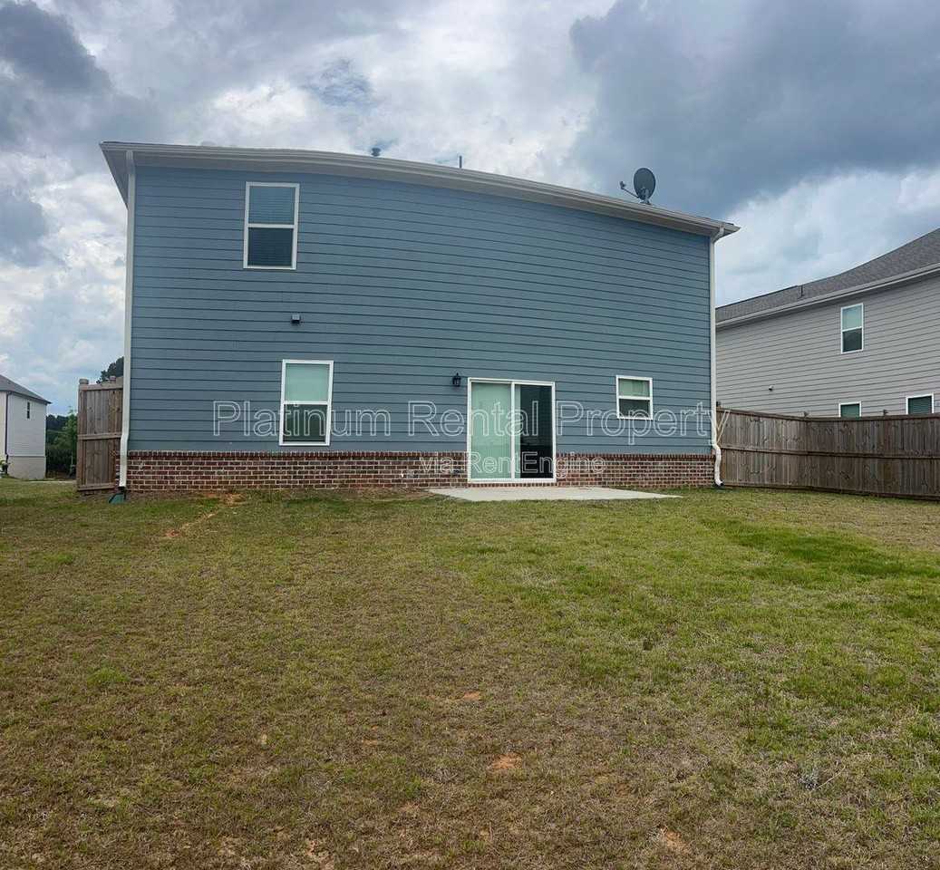 3843 Rustic Barn Way - Photo 2 of 10