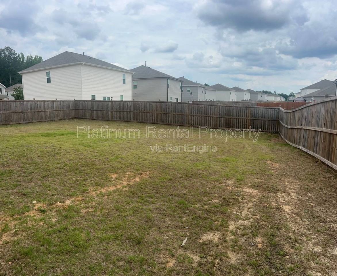 3843 Rustic Barn Way - Photo 3 of 10