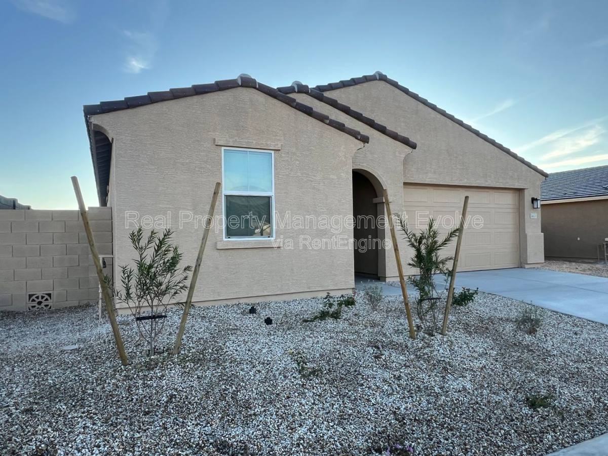 3435 S 177th Dr - Photo 2 of 10