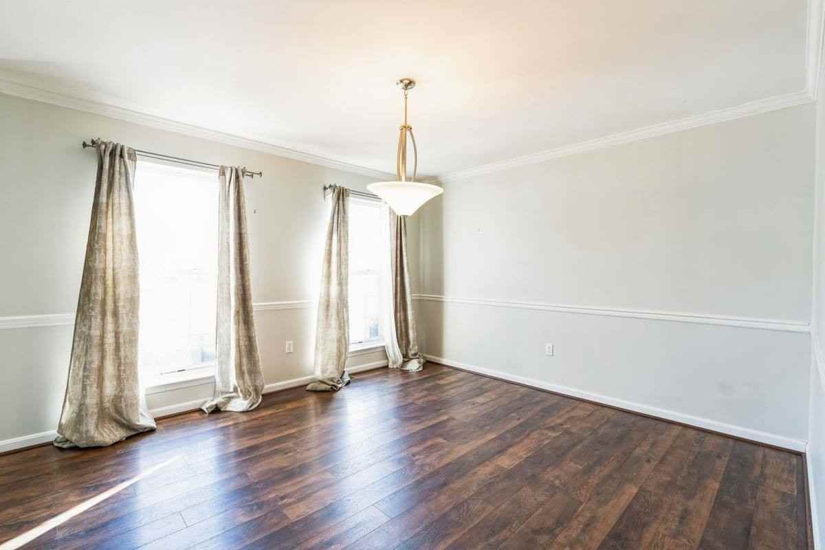 10831 Alyssa Ln - Photo 3 of 9