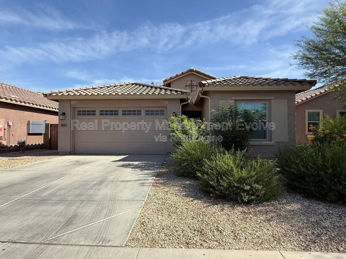 6324 W Warner St - Photo 2 of 10