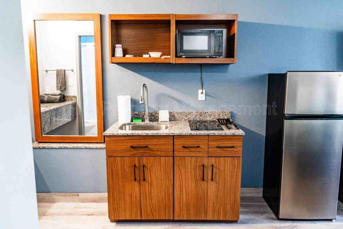 300 Merchant Dr #206 - Photo 5 of 10