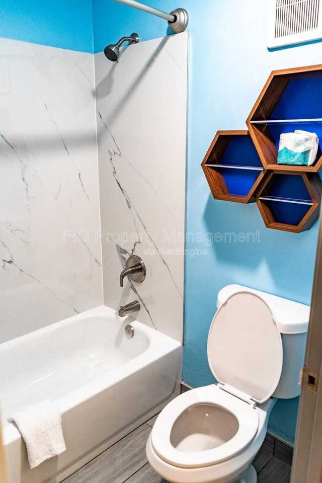 300 Merchant Dr #206 - Photo 7 of 10