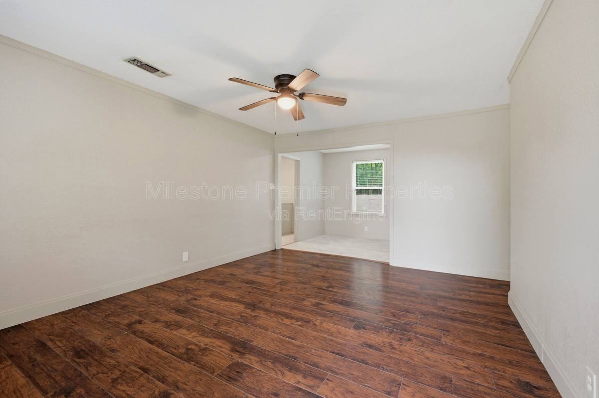 102 Bryant St - Photo 5 of 9