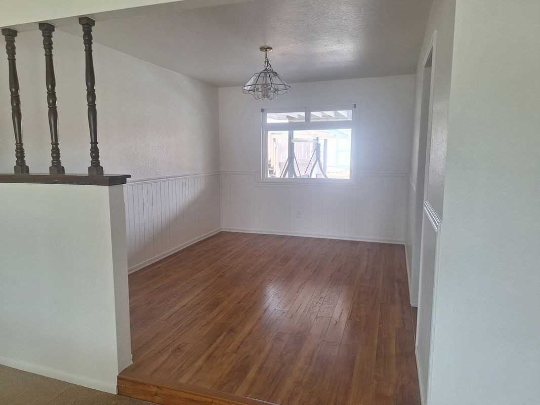 380 S 19th Ave - Photo 3 of 15