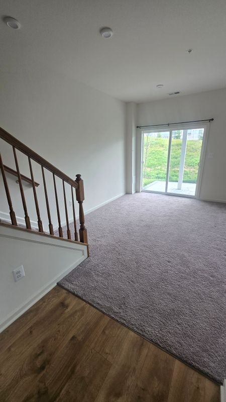 1605 Aster Ln - Photo 6 of 24