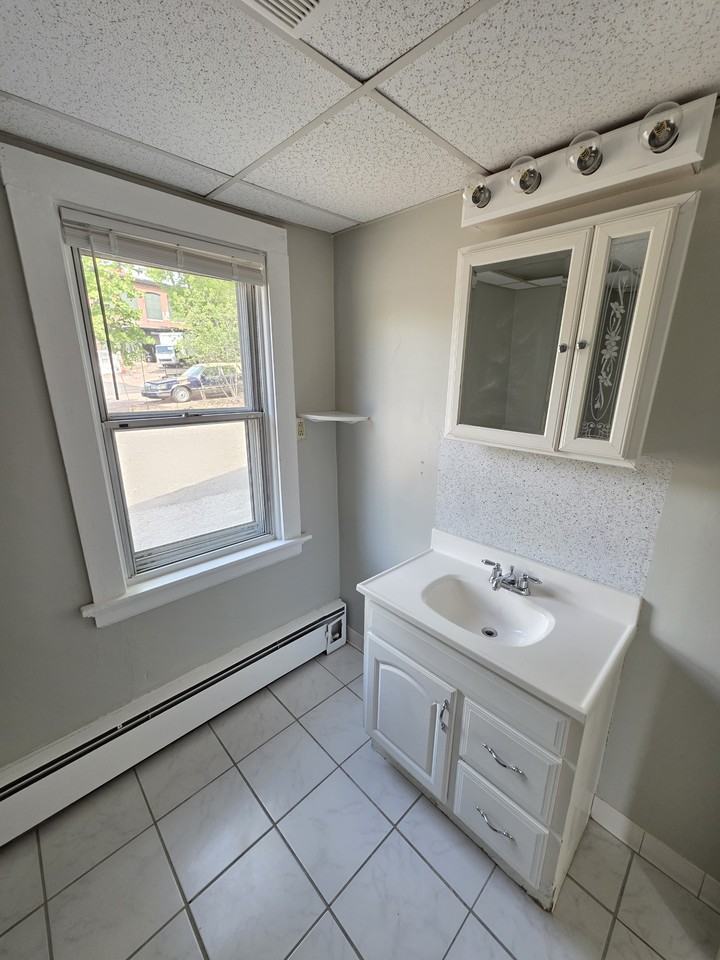 776-778 Main St - Photo 7 of 9
