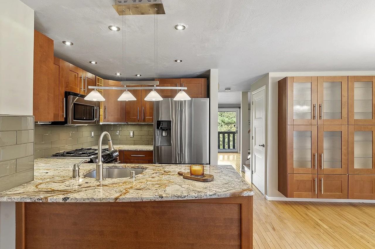 12 Spring Cove Rd - Photo 2 of 18