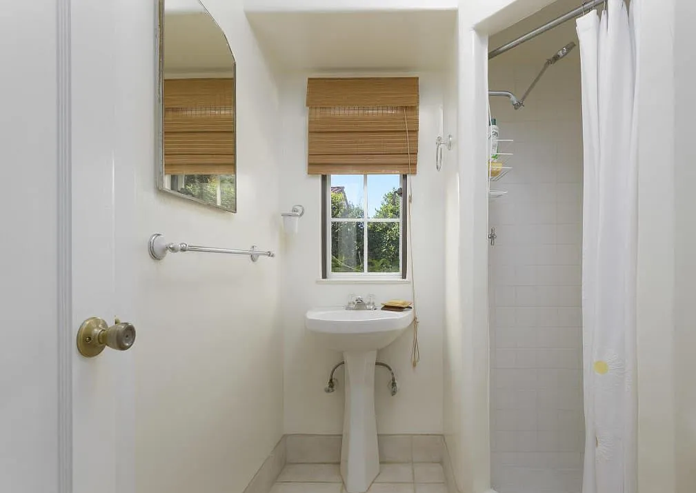 2521 Anacapa St - Photo 2 of 10