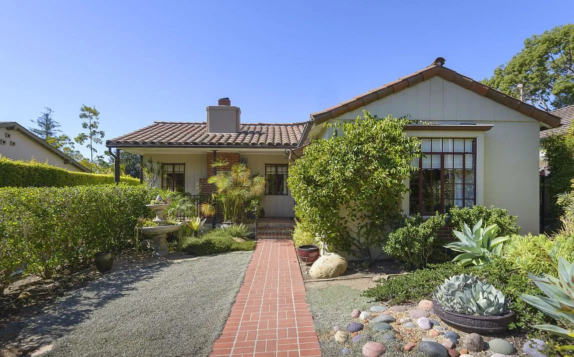 2521 Anacapa St - Photo 4 of 10