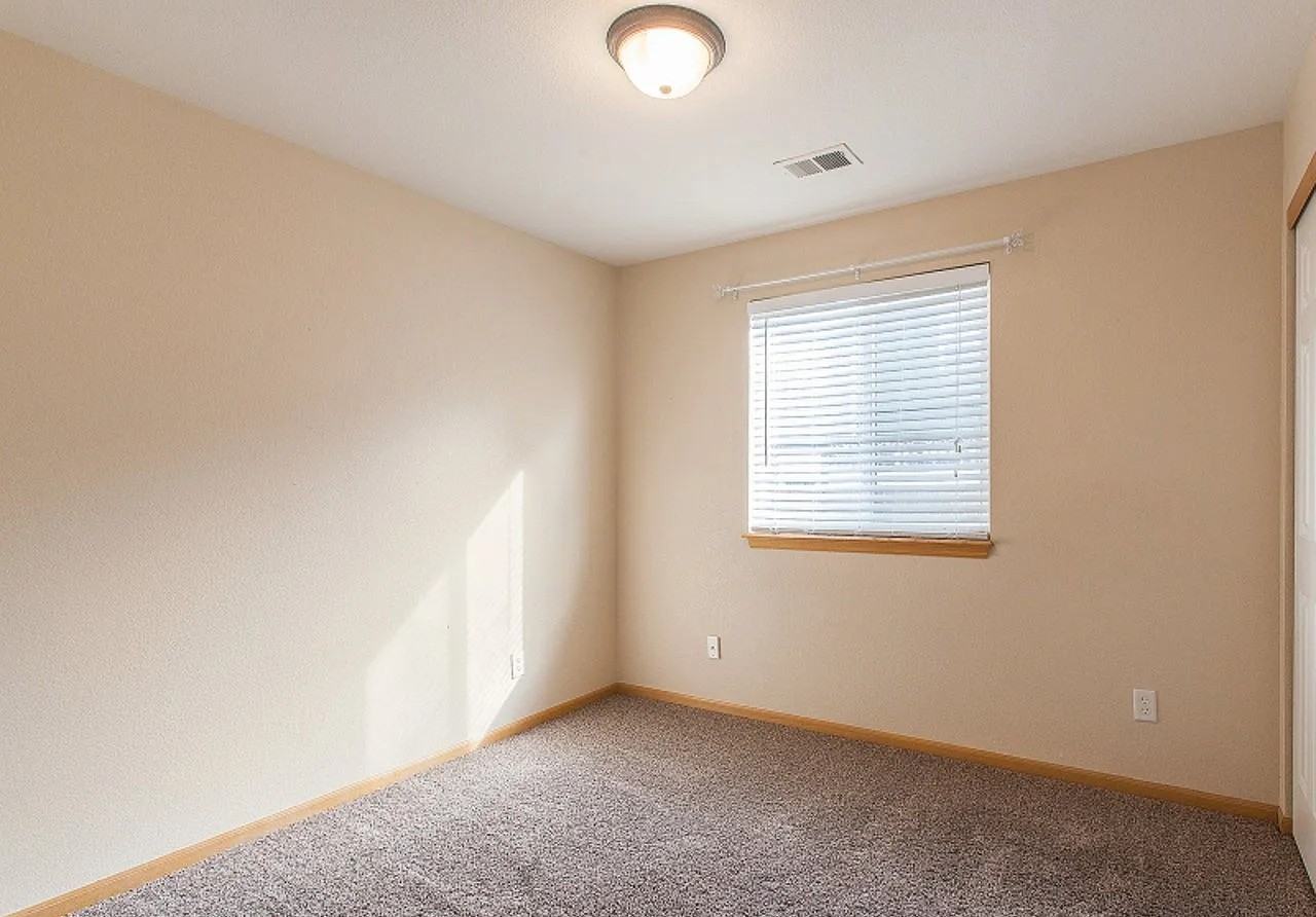732 Glenloch Dr - Photo 6 of 16