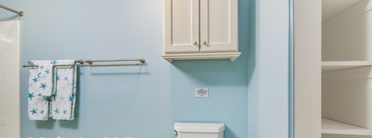 304 28th St #105 - Photo 4 of 8