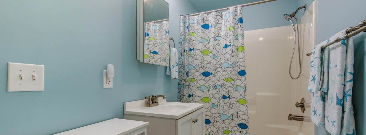 304 28th St #105 - Photo 5 of 8