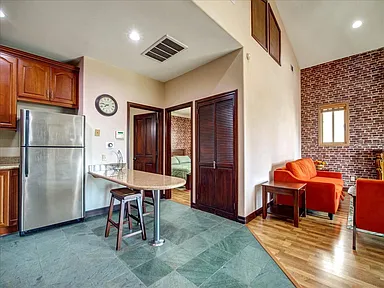 10769 Ohio Ave Ph - Photo 3 of 8