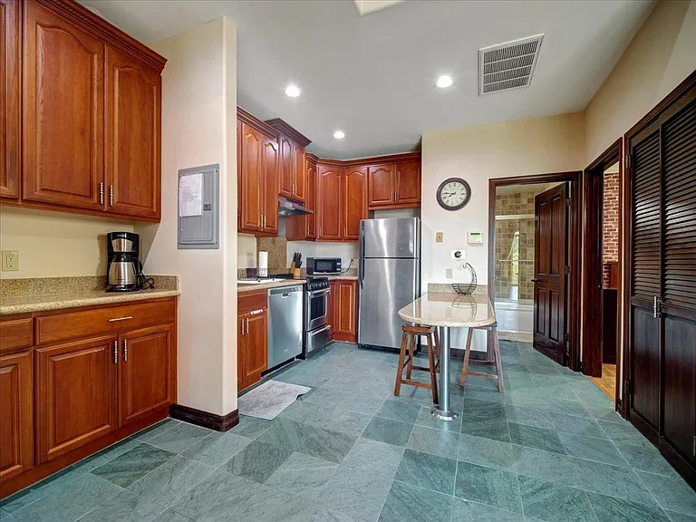 10769 Ohio Ave Ph - Photo 4 of 8